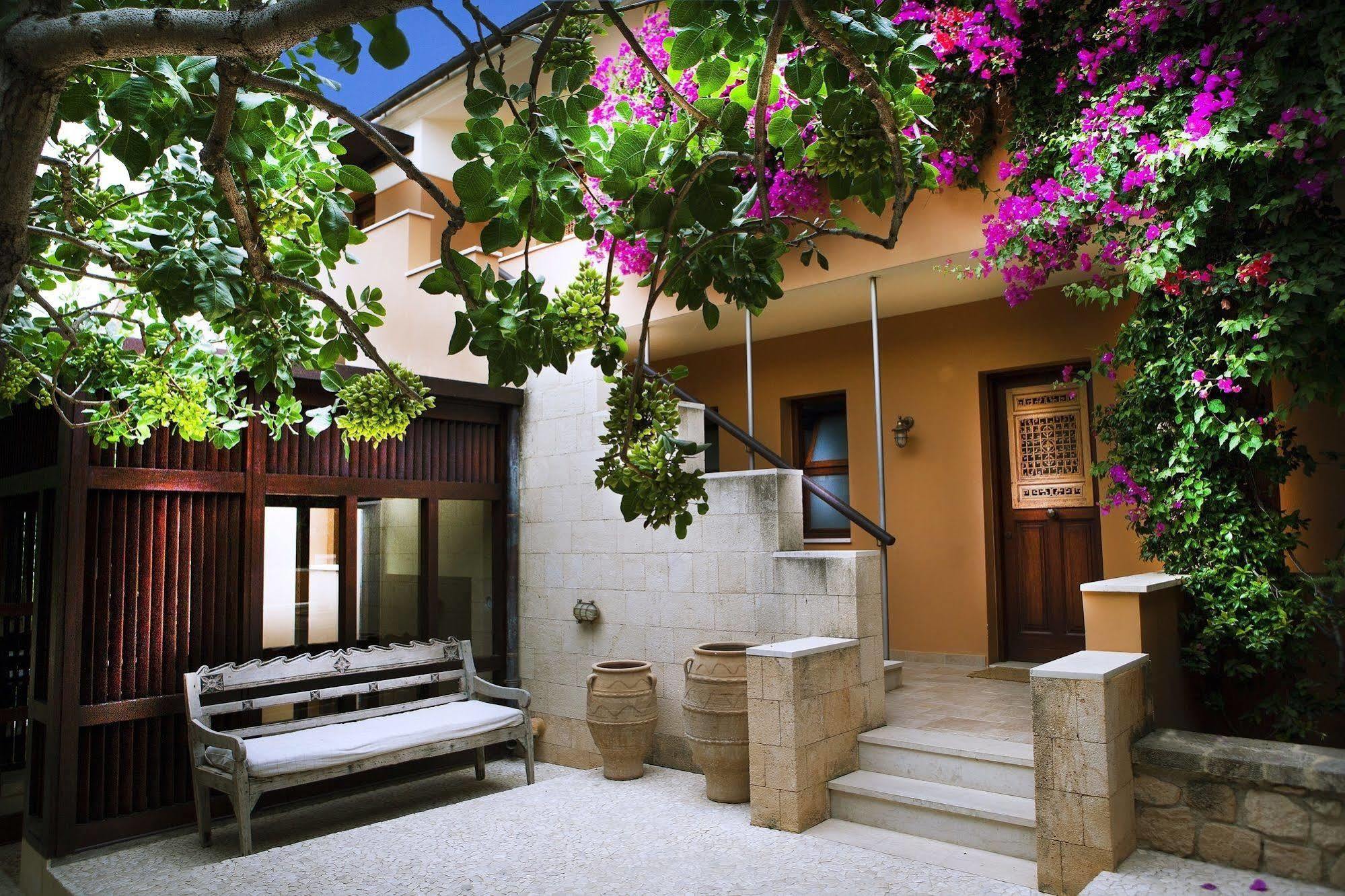 Rastoni Hotel Aegina Extérieur photo